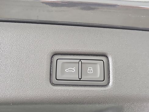 New 2026 Audi Q5 Premium Plus image 13