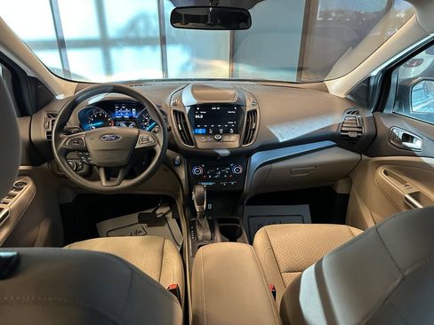 Used 2019 Ford Escape SE FWD image 9