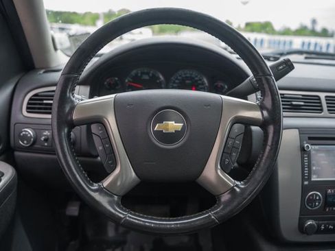 Used 2014 Chevrolet Silverado 2500 LTZ w/ LTZ Plus Package AWD/4WD image 33