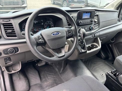 Used 2023 Ford Transit 250 Low Roof w/ Exterior Upgrade Package RWD image 4