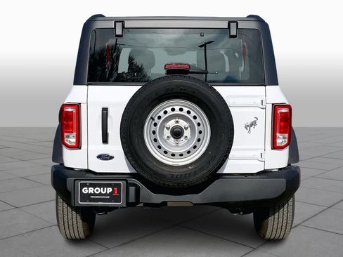 New 2025 Ford Bronco 2-Door image 4