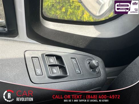 Used 2025 RAM ProMaster 2500 w/ Convenience Group FWD image 22