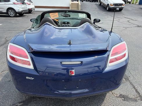Used 2009 Saturn Sky w/ Premium Trim Package RWD image 7