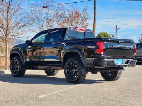 Used 2025 Chevrolet Colorado Trail Boss image 7