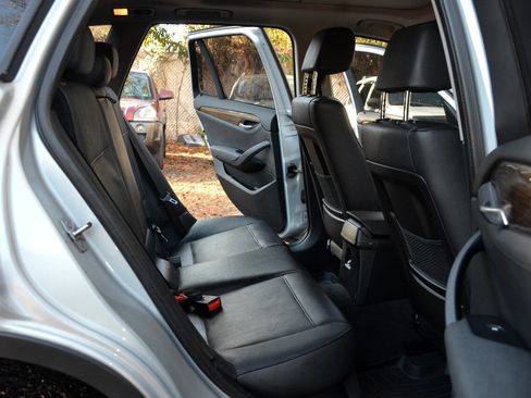 Used 2014 BMW X1 sDrive28i image 9