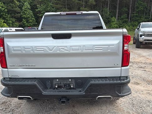 Used 2021 Chevrolet Silverado 1500 LT Trail Boss AWD/4WD image 9
