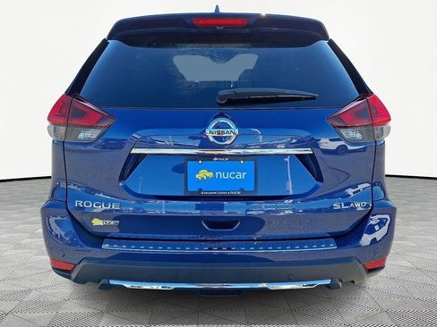 Used 2020 Nissan Rogue SL w/ Premium Package image 6