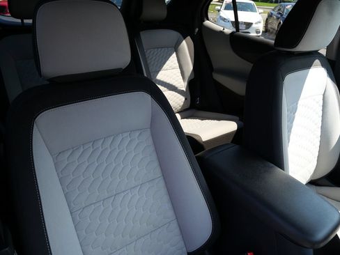 Used 2019 Chevrolet Equinox LT AWD/4WD image 19