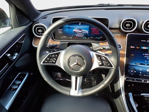 Used 2025 Mercedes-Benz C 300 Sedan image 11
