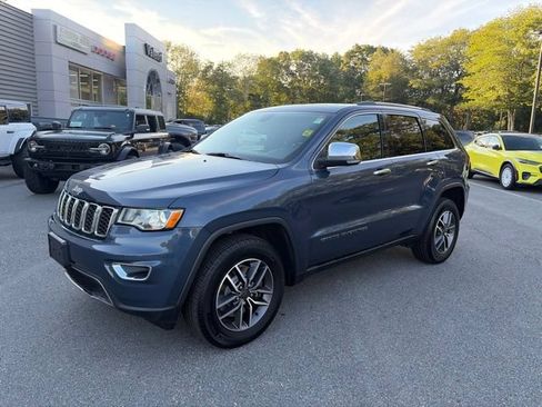Used 2021 Jeep Grand Cherokee Limited AWD/4WD image 2