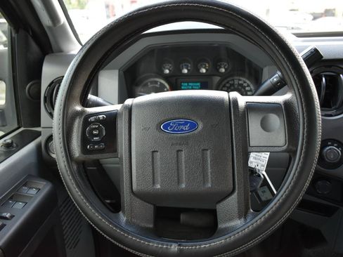 Used 2012 Ford F250 XL w/ PWR Equipment Group AWD/4WD image 14