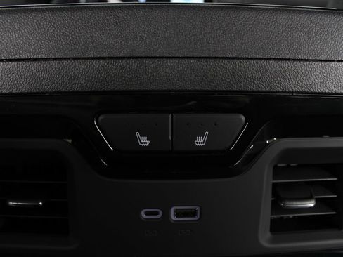 New 2026 GMC Sierra 1500 AT4 w/ AT4 Premium Package AWD/4WD image 22