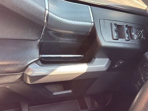 Used 2019 Ford F150 XLT w/ Equipment Group 302A Luxury AWD/4WD image 20