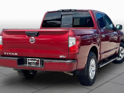 Used 2018 Nissan Titan SV w/ SV Convenience Package RWD image 12