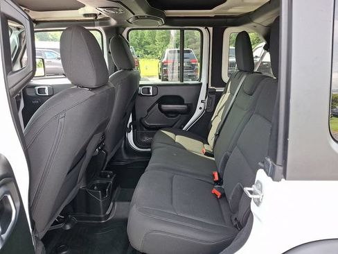 Used 2020 Jeep Wrangler Unlimited Sport S AWD/4WD image 10