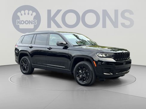 Used 2025 Jeep Grand Cherokee L Altitude AWD/4WD image 2