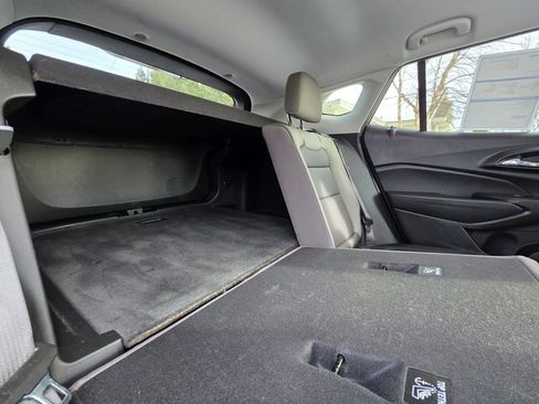 Used 2024 Chevrolet Trax ACTIV w/ Driver Confidence Package image 24