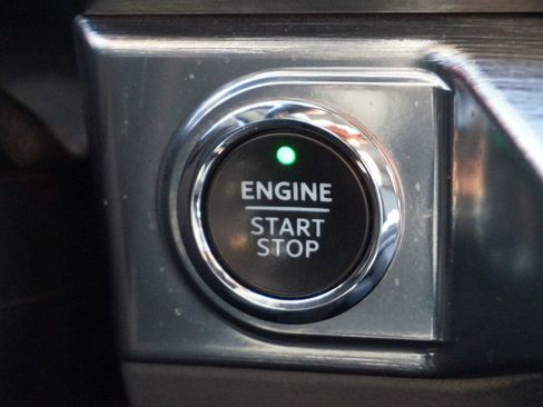 Used 2021 Ford F150 Lariat w/ Equipment Group 501A Mid image 29