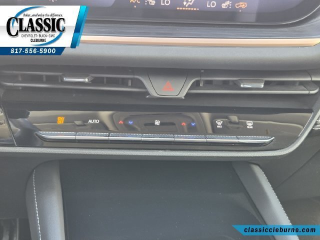 Used 2025 Buick Envision Sport Touring AWD/4WD image 20