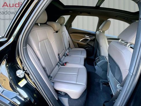 Used 2025 Audi Q5 Premium w/ Convenience Package AWD/4WD image 25