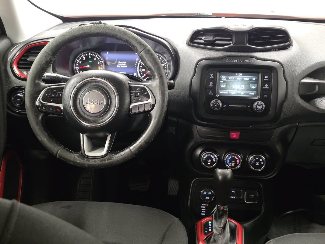 Used 2016 Jeep Renegade Trailhawk AWD/4WD image 17