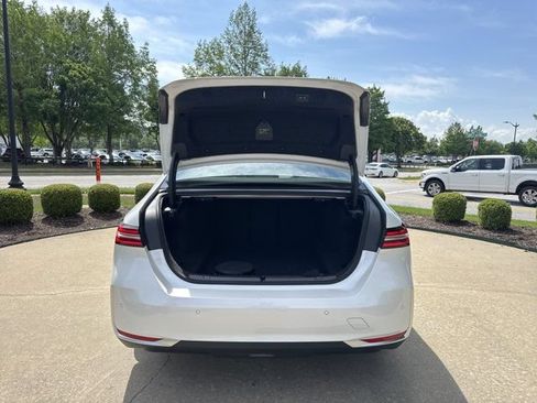 Certified 2026 BMW 530i xDrive AWD/4WD image 24