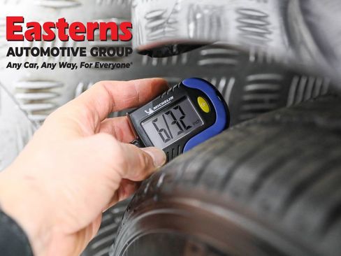 Used 2023 Tesla Model 3 Standard Range image 24