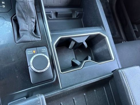 Used 2022 Toyota Tundra SR5 image 17