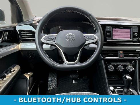 Used 2023 Volkswagen Taos S FWD image 8
