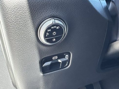 Used 2026 Mercedes-Benz GLC 300 4MATIC image 18