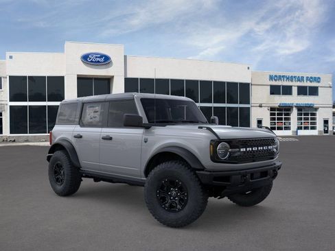 New 2026 Ford Bronco Big Bend w/ Black Diamond Package image 7