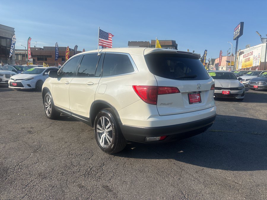 Used 2018 Honda Pilot EX image 5