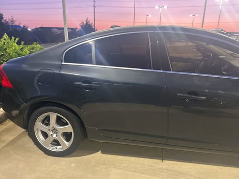 Used 2013 Volvo S60 T5 image 11