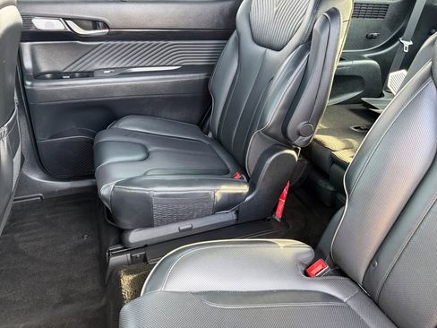 Used 2023 Hyundai Palisade Calligraphy FWD image 14