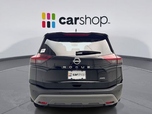 Used 2023 Nissan Rogue S AWD/4WD image 4