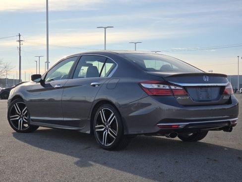 Used 2017 Honda Accord Sport Special Edition image 15