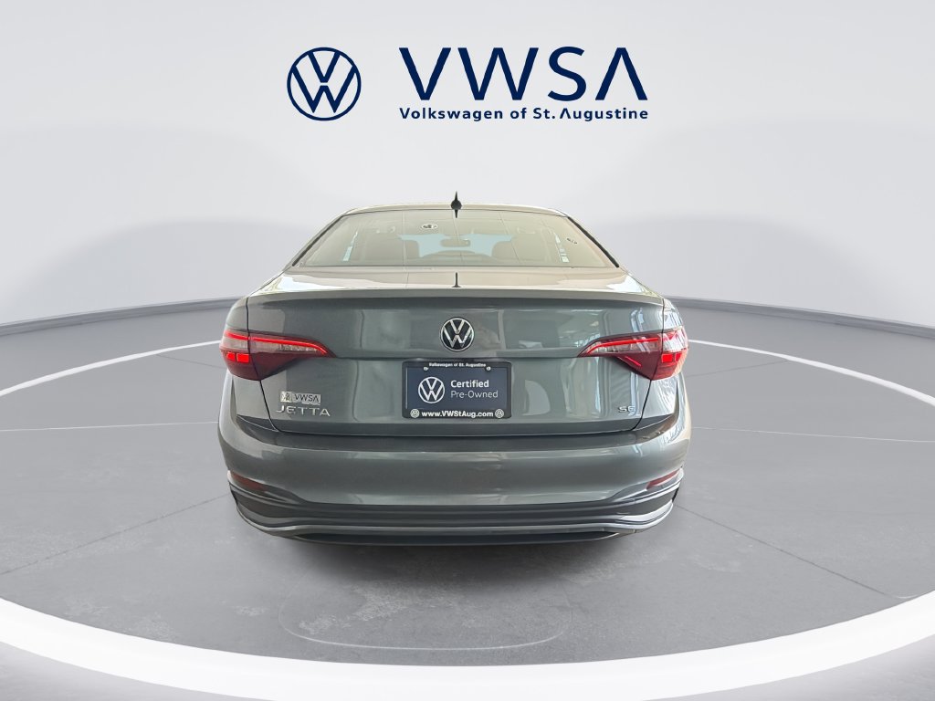 Certified 2024 Volkswagen Jetta SE FWD image 7