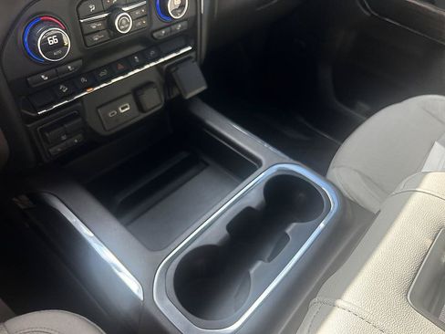 Used 2019 Chevrolet Silverado 1500 RST AWD/4WD image 18