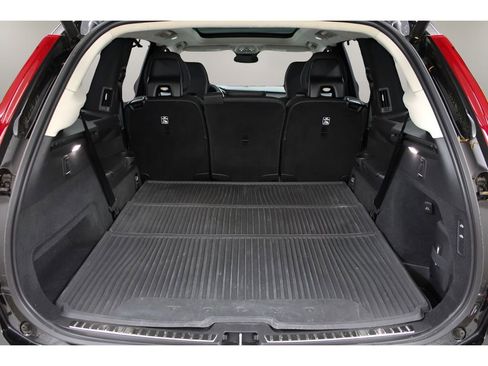 Used 2023 Volvo XC90 B6 Ultimate w/ Lounge Package image 41