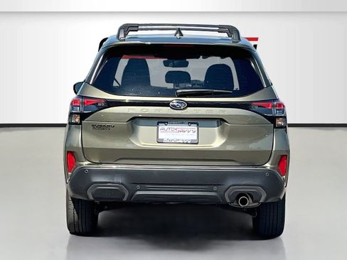 Used 2025 Subaru Forester Limited w/ Popular Package #2 AWD/4WD image 6