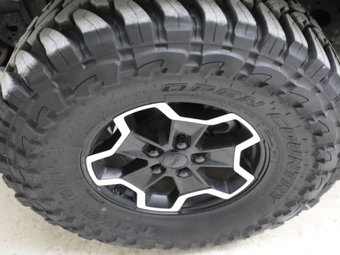 Used 2020 Jeep Gladiator Rubicon AWD/4WD image 27