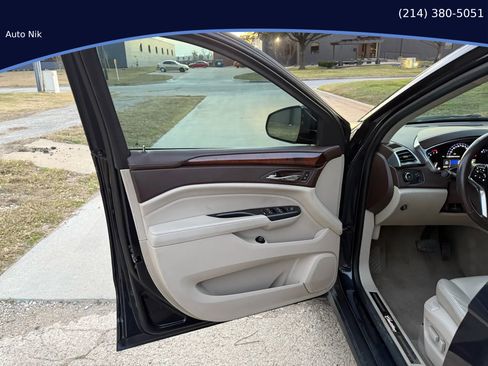 Used 2015 Cadillac SRX Luxury w/ Driver Awareness Package image 34