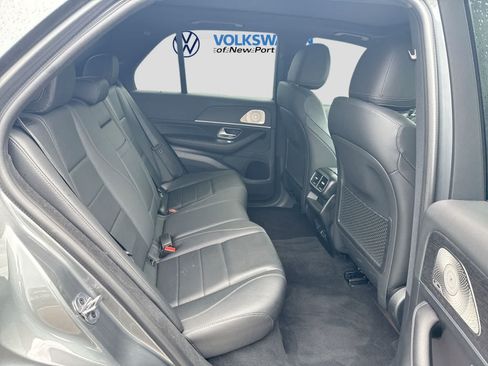Used 2025 Mercedes-Benz GLE 450 4MATIC image 27