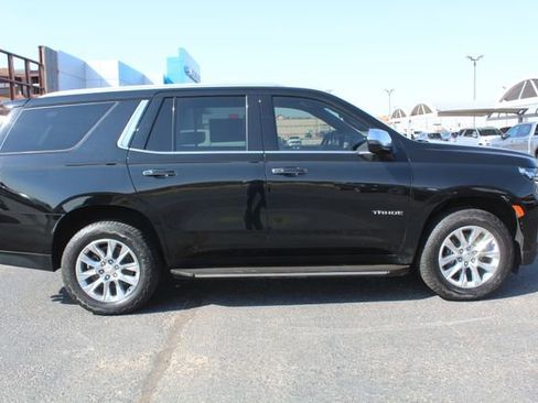 Used 2023 Chevrolet Tahoe Premier AWD/4WD image 2