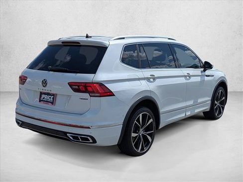 Used 2022 Volkswagen Tiguan SEL R-Line AWD/4WD image 5