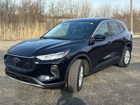 Certified 2023 Ford Escape Active w/ Tech Pack #2 image 7