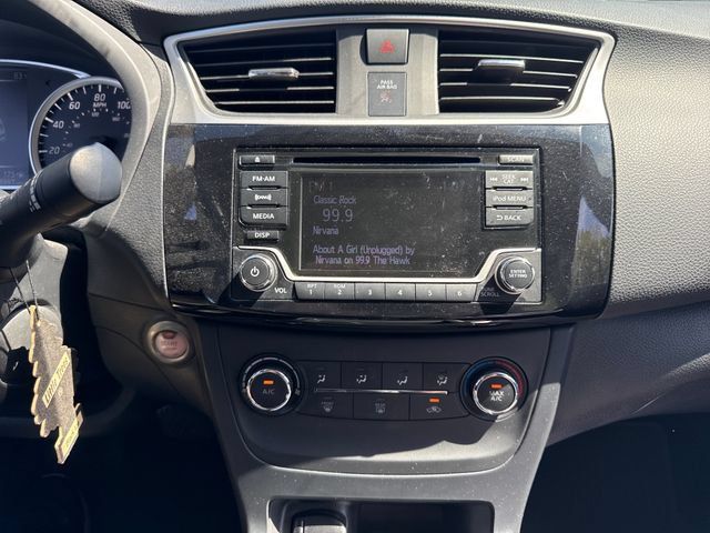 Used 2017 Nissan Sentra SV FWD image 26