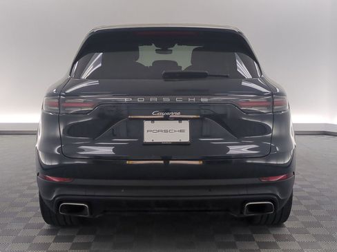 Certified 2023 Porsche Cayenne Platinum Edition AWD/4WD image 11