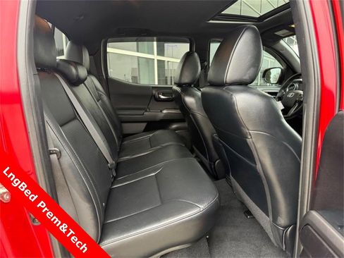 Used 2021 Toyota Tacoma TRD Off-Road w/ TRD Premium Off Road Package image 12
