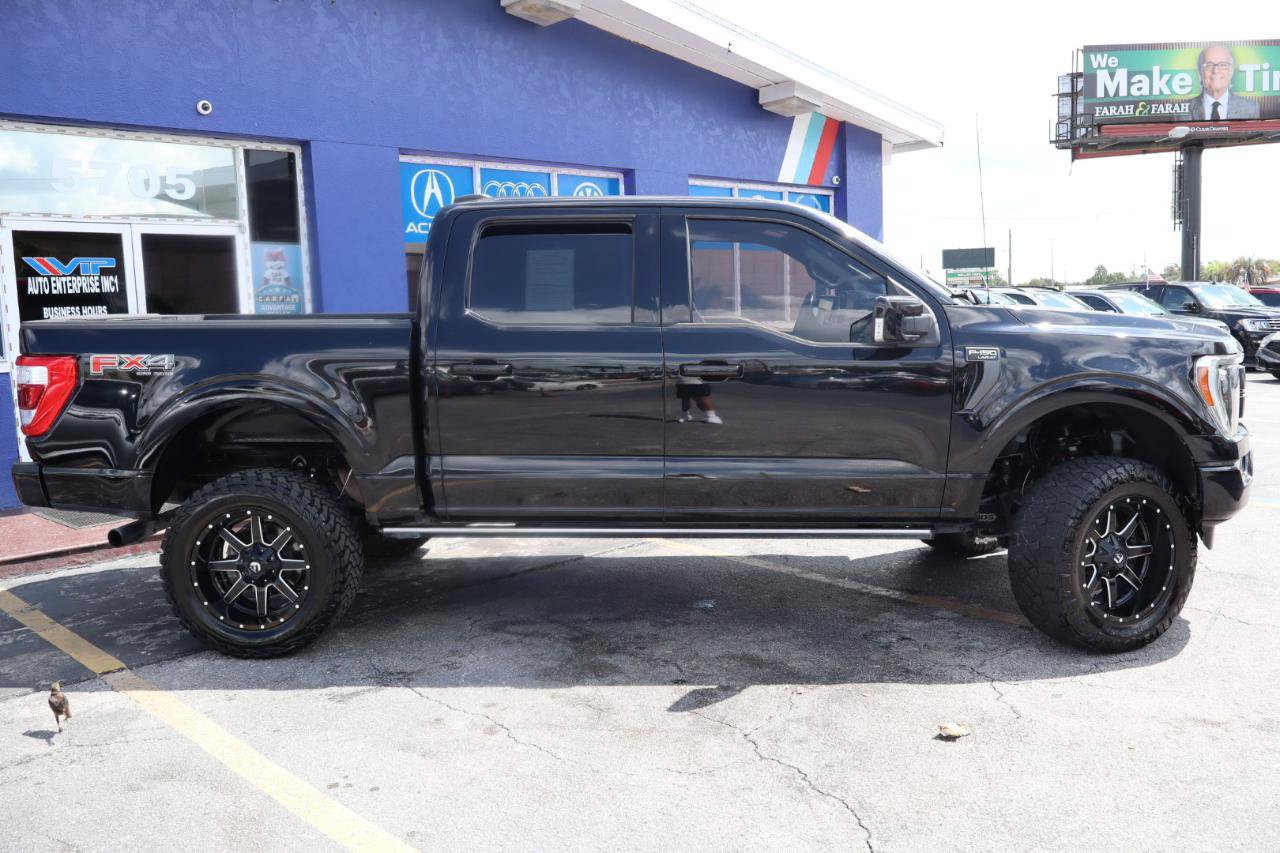 Used 2021 Ford F150 Lariat w/ Equipment Group 502A High AWD/4WD image 4